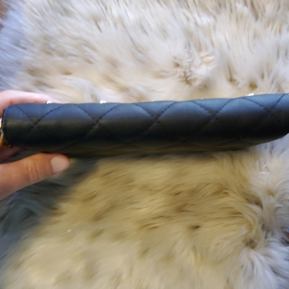 Betsey Johnson Black Quilted Wallet with Gold Heart Accents - Picture 10 of 10